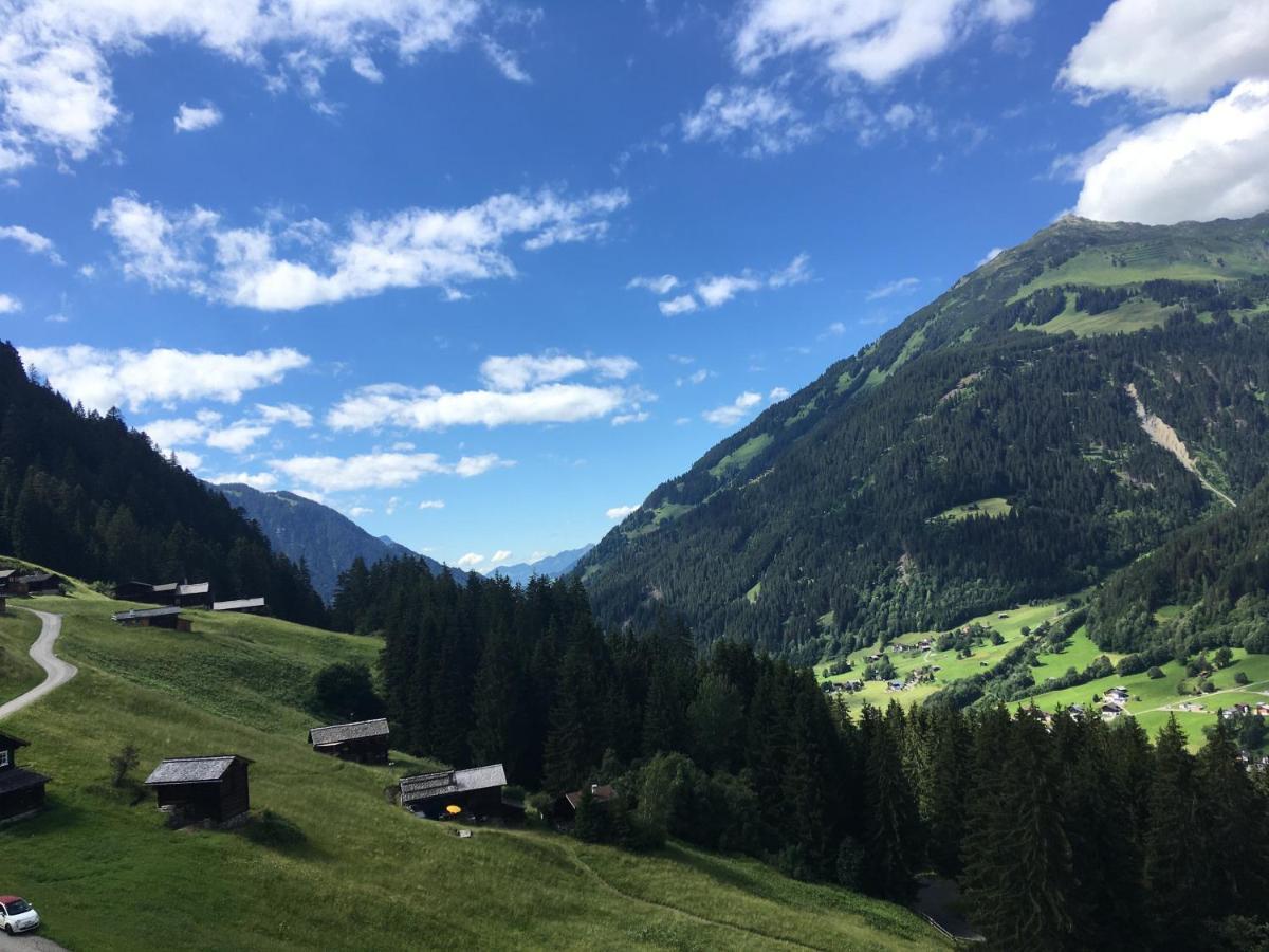 Haus Galgenul Lägenhet Sankt Gallenkirch Exteriör bild